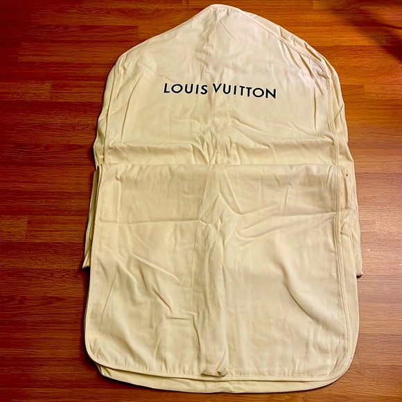 Louis Vuitton Storage & Organization Louis Vuitton Garment Bag